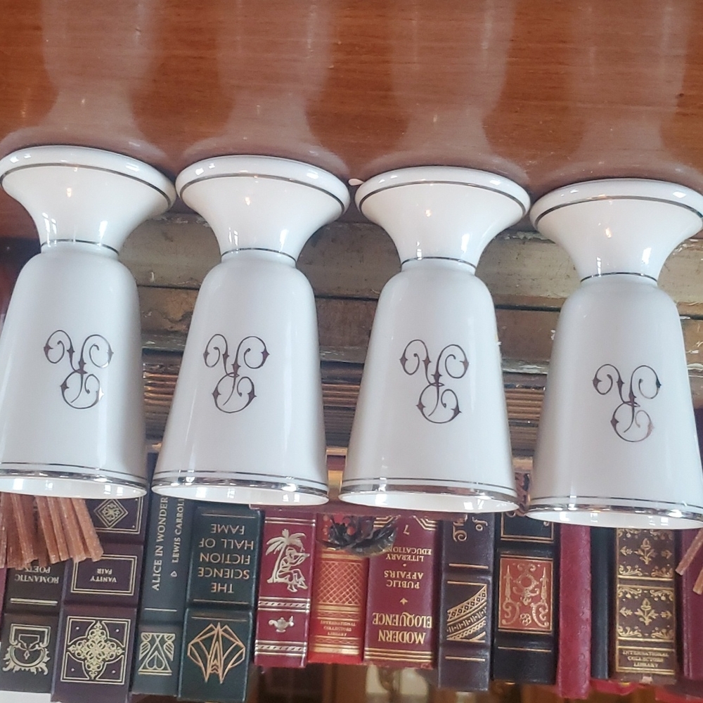 4 each Monogrammed "R" Wine Water Goblets